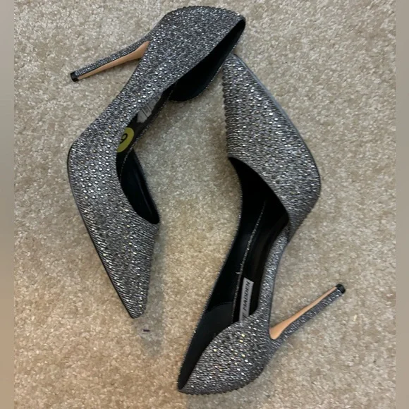 Steven Madden Dorsay Pumps - Picture 4 of 4